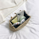 Bolsa de Palha com Corrente Dourada
