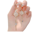 Brincos Luxuosos Flor com Strass Brilhantes