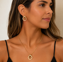 Conjunto de Colar e Brincos Dourados
