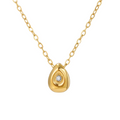 Colar Feminino com Pingente em Formato de Gota