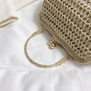 Bolsa de Palha com Corrente Dourada