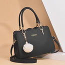 Bolsa Feminina Luxo com Pingente